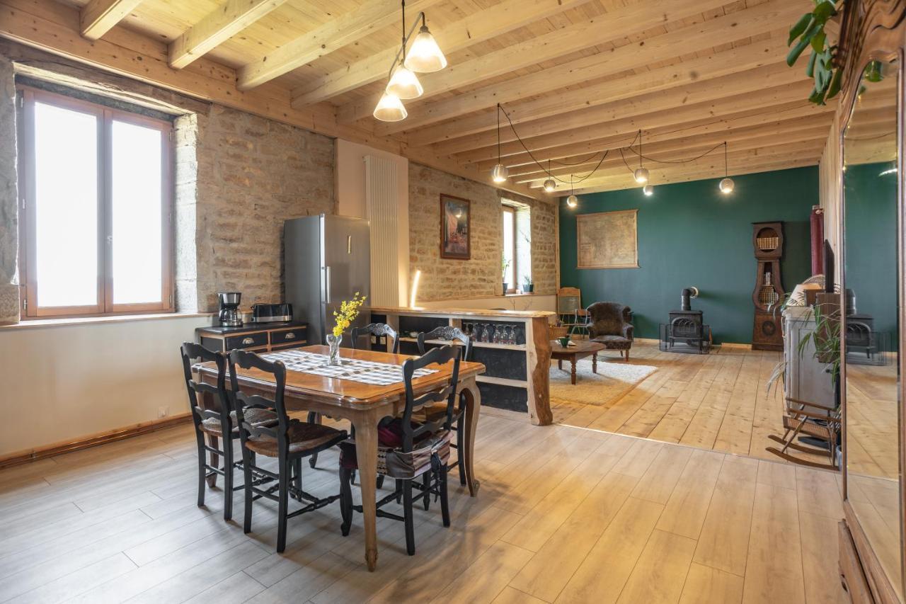Appartement De Charme Dans Une Maison Isolee Presilly  Bagian luar foto