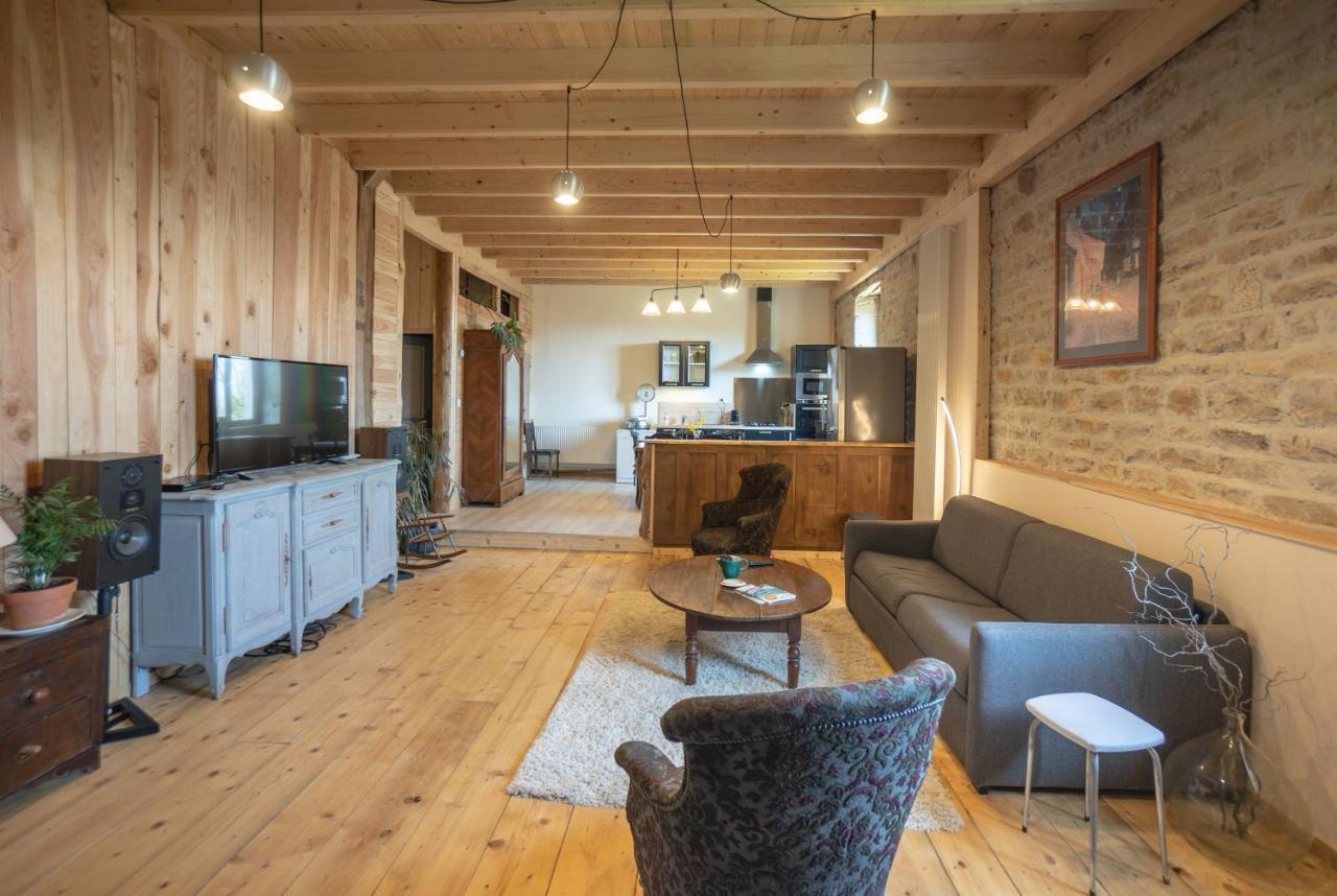 Appartement De Charme Dans Une Maison Isolee Presilly  Bagian luar foto